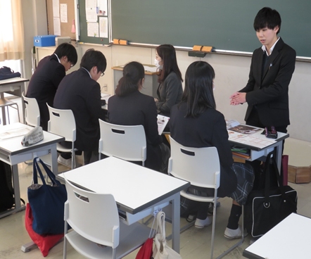 第２学年　校内進路相談会を実施しました